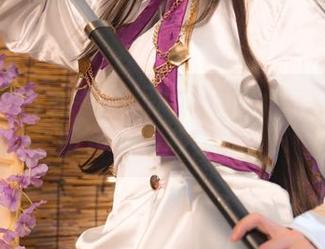 高清图库抢先看：起起子vvvv白裙其实只是对称的朴实嘛？